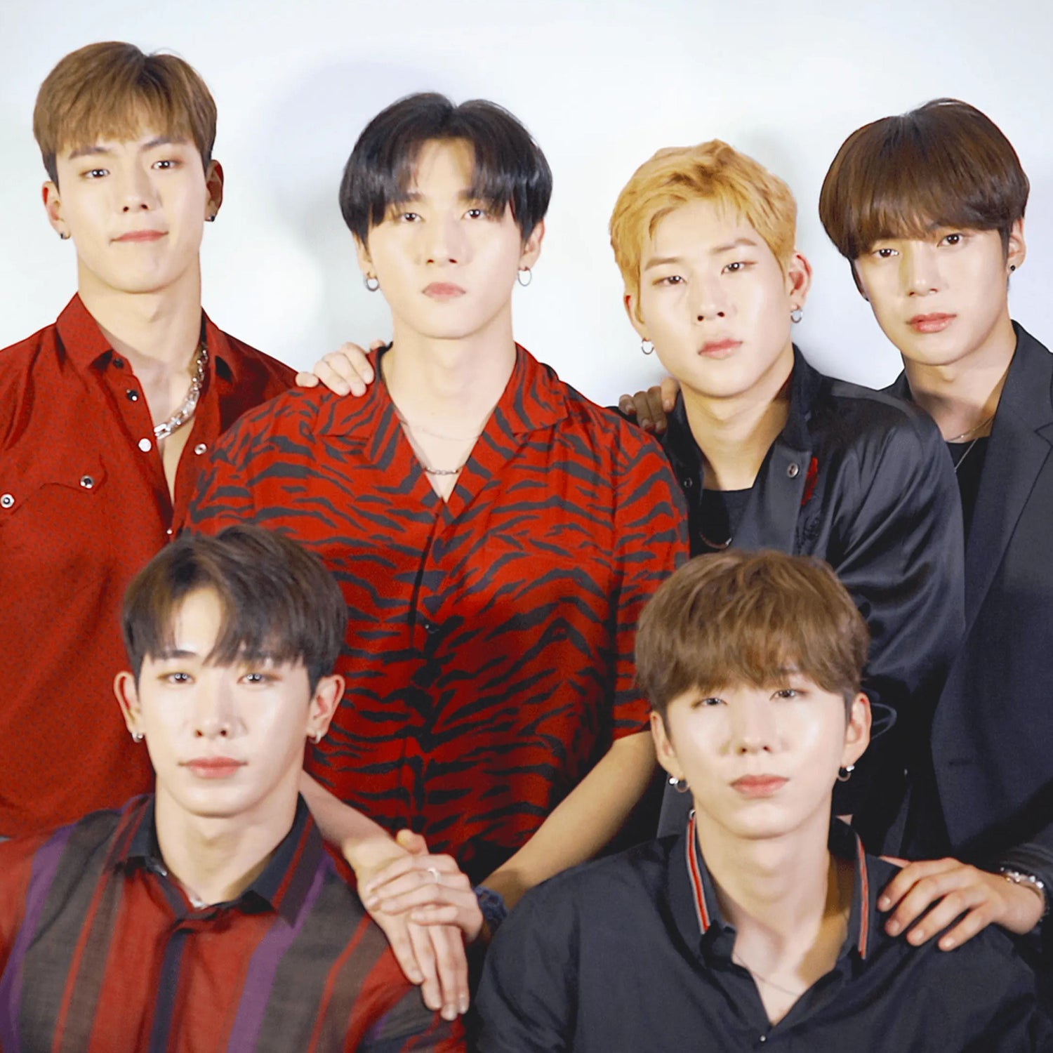 MONSTA X